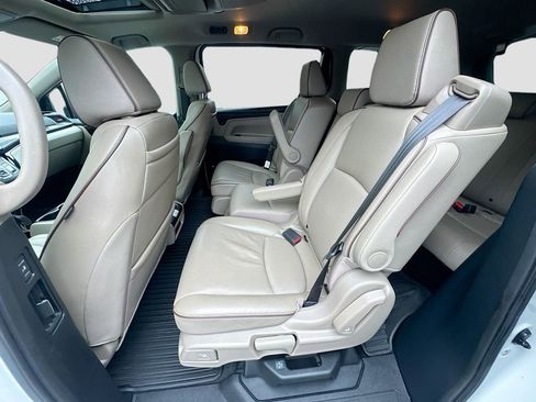 Used 2023 Honda Odyssey Elite image 21