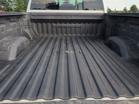Used 2021 GMC Sierra 2500 Denali w/ Denali Ultimate Package AWD/4WD image 12