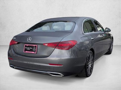 Used 2025 Mercedes-Benz C 300 Sedan image 5