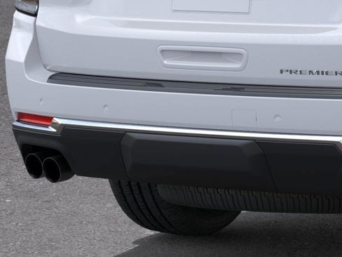 New 2026 Chevrolet Suburban Premier image 14