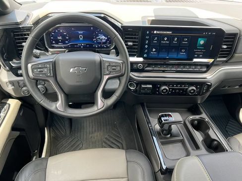 Used 2025 Chevrolet Silverado 1500 ZR2 w/ ZR2 Bison Edition AWD/4WD image 3