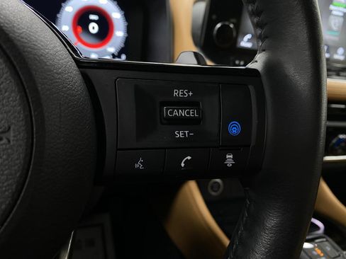 Used 2023 Nissan Rogue Platinum w/ Platinum Premium Package image 17