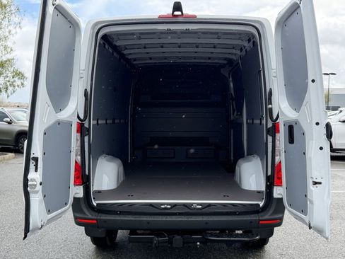New 2026 Mercedes-Benz Sprinter 144 Cargo image 9