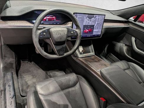 Used 2022 Tesla Model S image 10