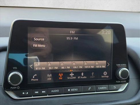 Used 2023 Nissan Rogue SV w/ SV Premium B Package image 12