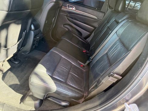 Used 2014 Jeep Grand Cherokee Limited image 22
