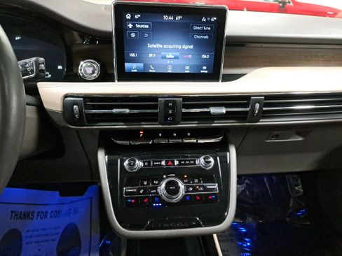 Used 2022 Lincoln Corsair Reserve w/ Equipment Group 201A image 21