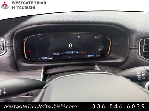 Used 2024 Jeep Wagoneer Series II image 11