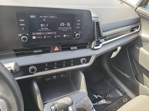 Certified 2025 Kia Sportage LX FWD image 14