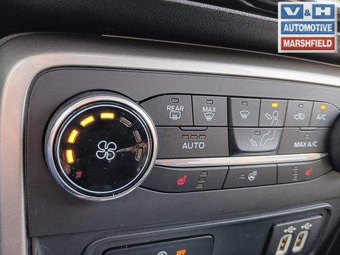 Used 2019 Ford EcoSport Titanium AWD/4WD image 8