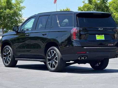 Used 2026 Chevrolet Tahoe RST RWD image 3