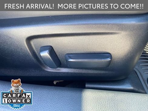 Used 2025 Lexus IS 350 F Sport w/ Navigation Package RWD image 17