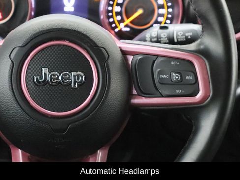 Used 2018 Jeep Wrangler Unlimited Sport S image 10