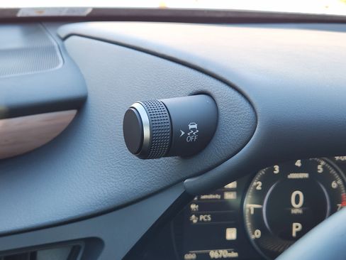 Certified 2025 Lexus ES 350 350 Premium Package image 38