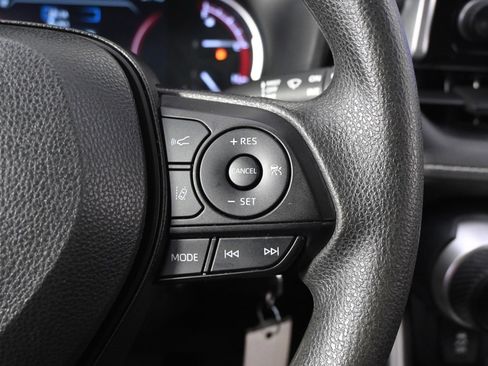 Used 2023 Toyota RAV4 LE image 35