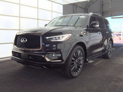 Certified 2024 INFINITI QX80 Sensory image 1