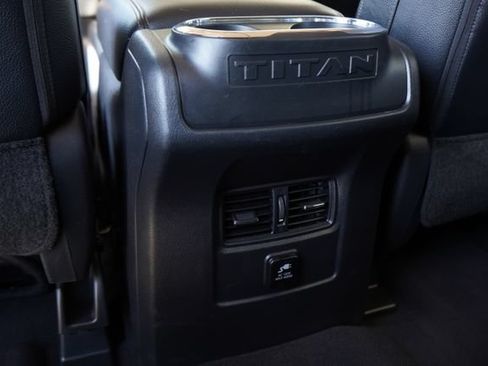 Used 2017 Nissan Titan SL RWD image 30