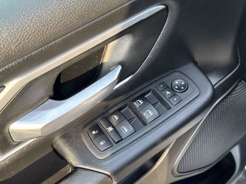 Used 2023 RAM 1500 Big Horn AWD/4WD image 18