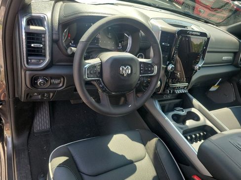 Used 2025 RAM 1500 Laramie RWD image 12