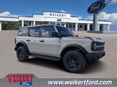 New 2025 Ford Bronco Outer Banks w/ Black Appearance Package