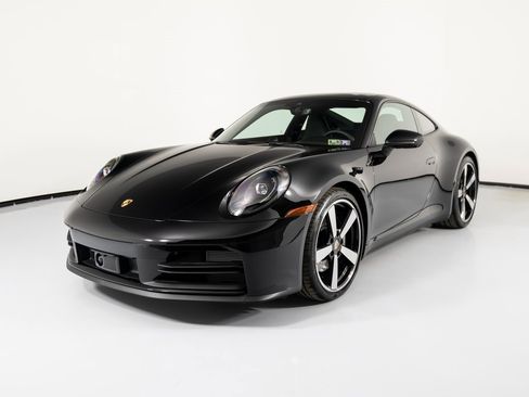 Certified 2025 Porsche 911 Carrera image 6