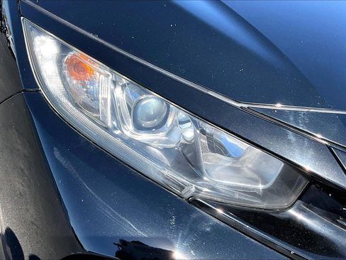 Used 2017 Honda Civic Sport image 28