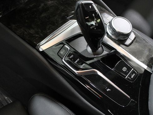 Certified 2023 BMW 530i xDrive w/ Premium Package image 15