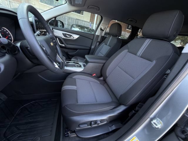 New 2026 Chevrolet Blazer LT w/ Convenience Package FWD image 18