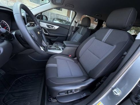 New 2026 Chevrolet Blazer LT w/ Convenience Package FWD image 18