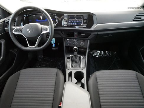 Used 2024 Volkswagen Jetta S image 10