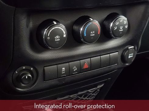 Used 2017 Jeep Wrangler Unlimited Sport w/ Quick Order Package 24S AWD/4WD image 24