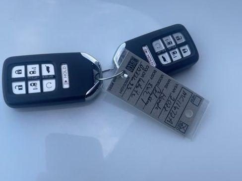 Used 2022 Honda Odyssey EX-L image 44