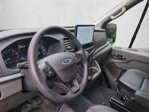 Used 2023 Ford Transit 250 Medium Roof RWD image 10