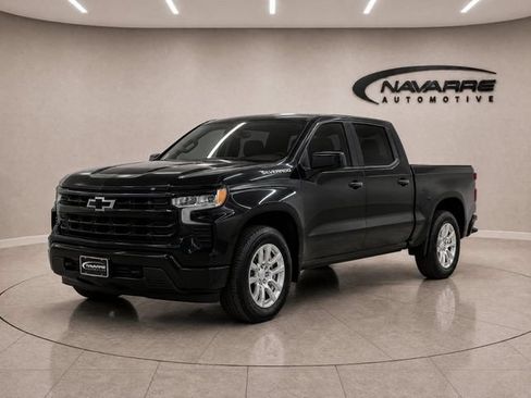 Used 2026 Chevrolet Silverado 1500 RST AWD/4WD image 3