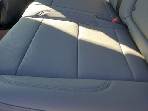 New 2025 GMC Sierra 2500 SLT w/ SLT Premium Package image 31