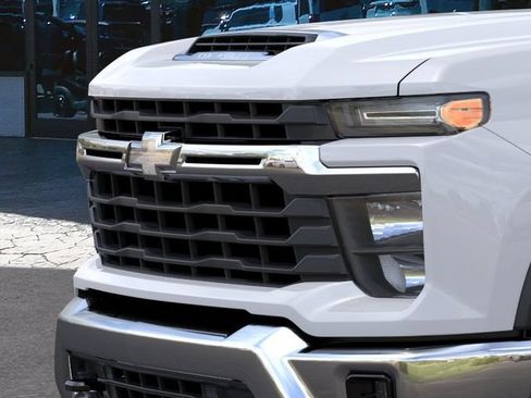 New 2026 Chevrolet Silverado 3500 LT w/ Convenience Package AWD/4WD image 13