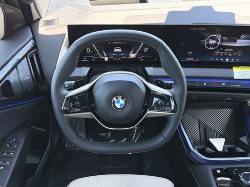 New 2025 BMW X3 xDrive30i w/ Premium Package AWD/4WD image 14