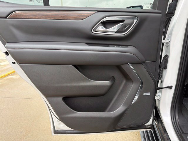 Used 2024 Chevrolet Tahoe High Country AWD/4WD image 31