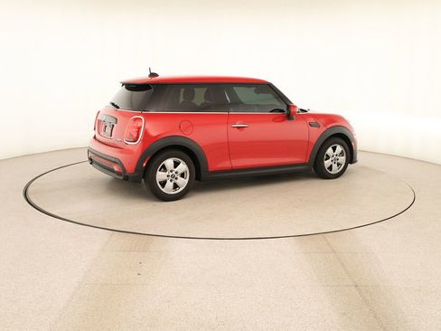 Used 2024 MINI Cooper 2-Door Hardtop FWD image 7
