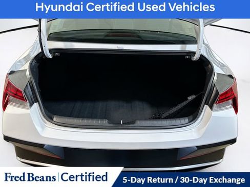 Certified 2025 Hyundai Elantra SEL FWD image 24