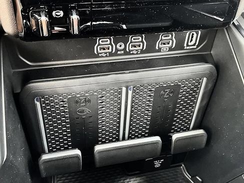 New 2026 RAM 1500 Laramie w/ Night Edition AWD/4WD image 23