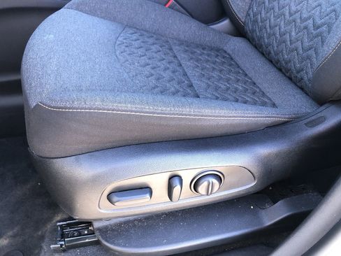 Used 2024 Chevrolet Equinox LT w/ LPO, Floor Liner Package image 15