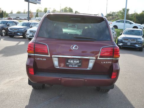 Used 2008 Lexus LX 570 4WD w/ Technology Pkg image 6