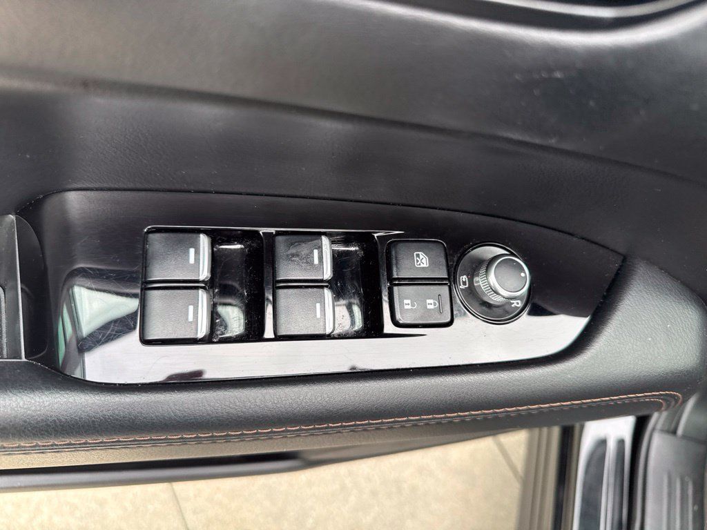 Used 2022 MAZDA CX-5 AWD 2.5 S w/ Premium Plus Pkg image 12