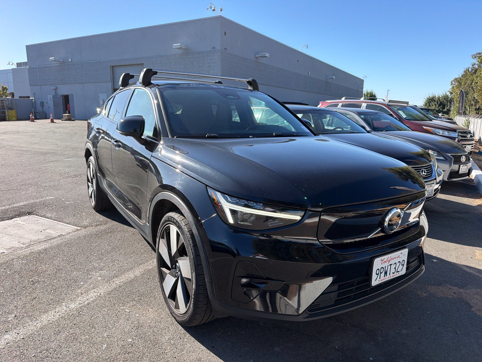 Used 2023 Volvo C40 P8 Recharge Ultimate AWD/4WD image 1