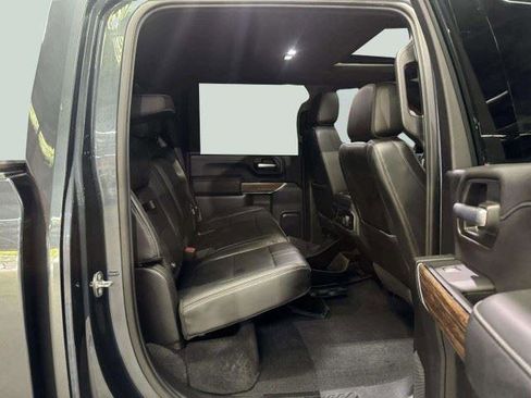 Used 2020 Chevrolet Silverado 2500 High Country w/ Technology Package AWD/4WD image 35