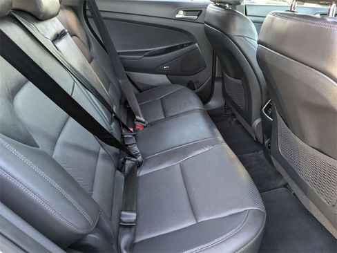 Used 2019 Hyundai Tucson Ultimate w/ Cargo Package image 28