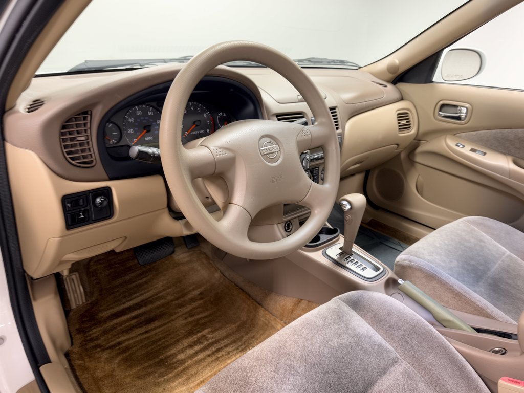 Used 2002 Nissan Sentra GXE FWD image 4