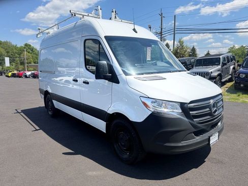 Used 2023 Mercedes-Benz Sprinter 2500 w/ Acoustic Package image 2