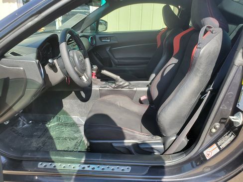 Used 2014 Scion FR-S RWD image 20